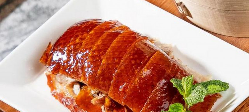 4-Hour Private Walking Tour to Temple of Heaven with Peking Duck