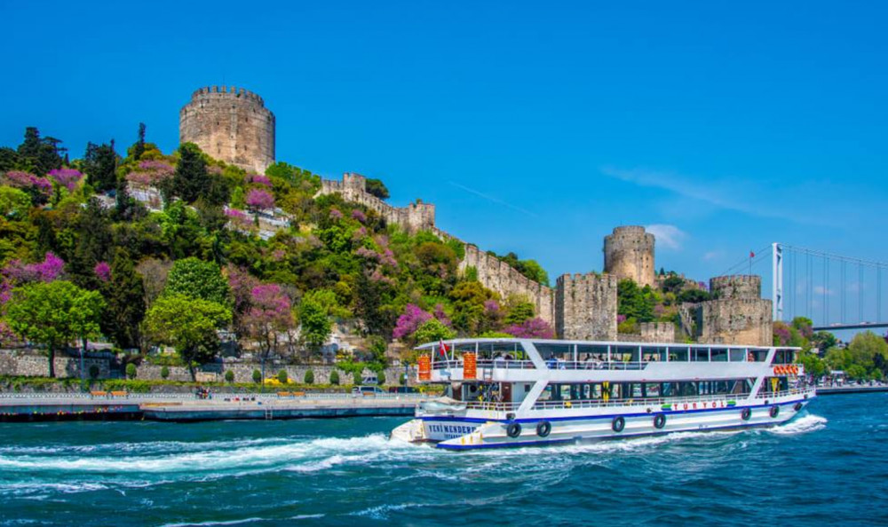 5-Day Private Istanbul & Cappadocia Experience with Flights & Cave Hotel