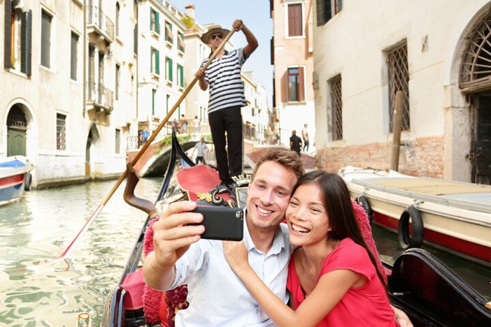 Highlights & Hidden Gems Private Venice Tour With A Local