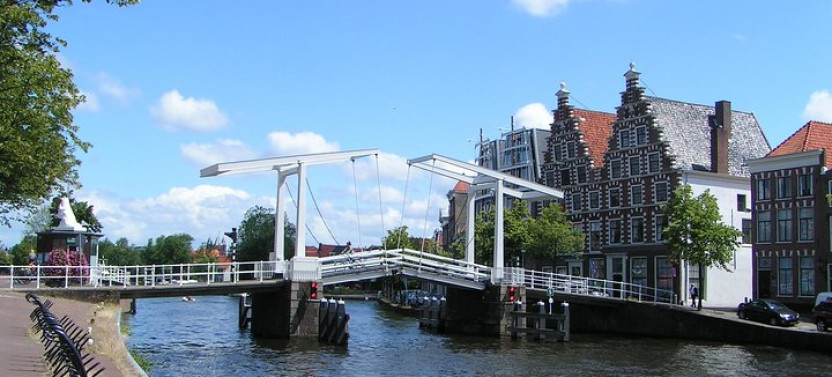Haarlem Day Trip From Amsterdam With A Local: Private & Personalized