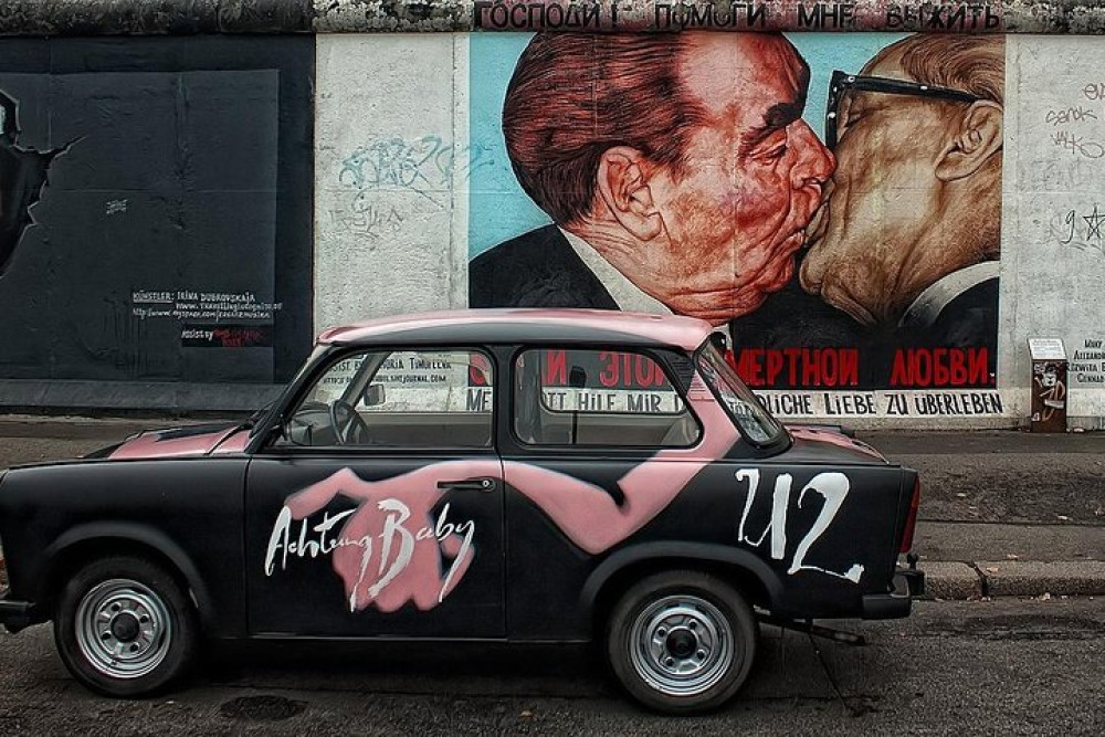 100% Personalized & Private Berlin History Tour With A Local Expert