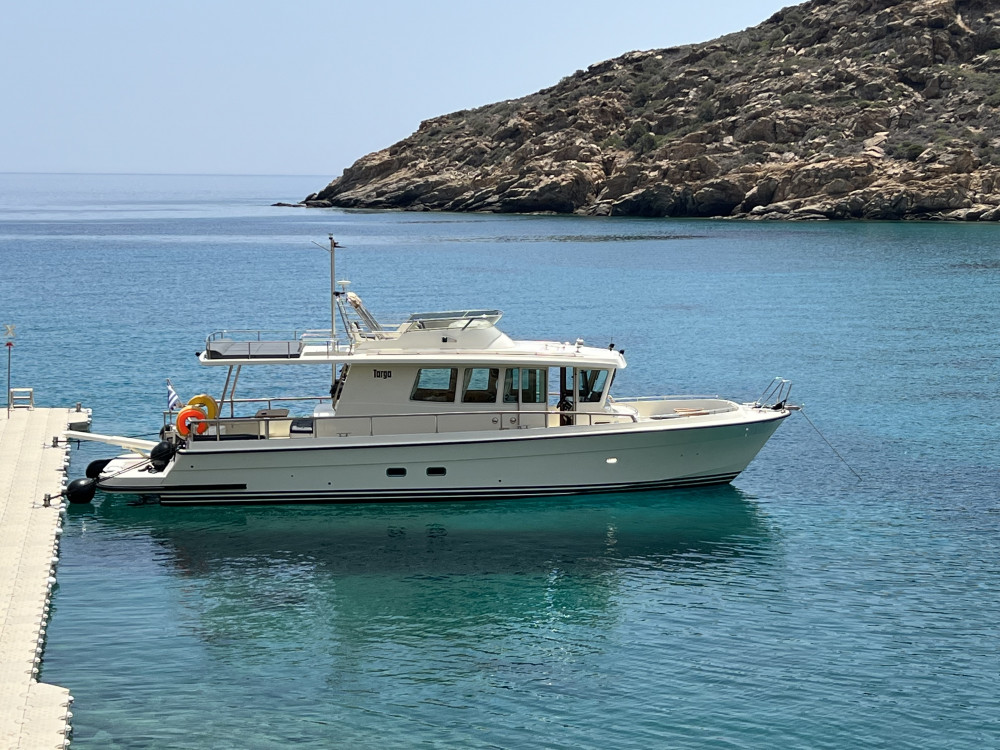 Private Full Day Targa Motor Yacht Cruise with Meals, Drinks & Transfers