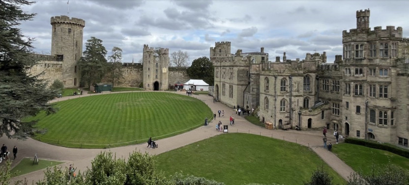 Warwick Castle & Leisure, Shakespeare's Birthplace & Oxford Walking Tour