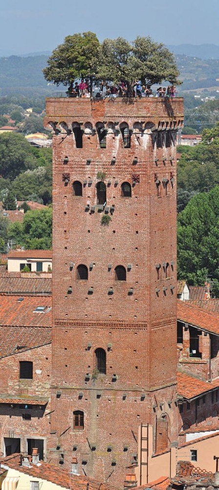 Guinigi Tower