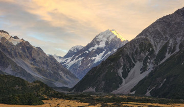 A picture of 2 Day Christchurch - Queenstown with Overnight in Mt Cook (Small Group)