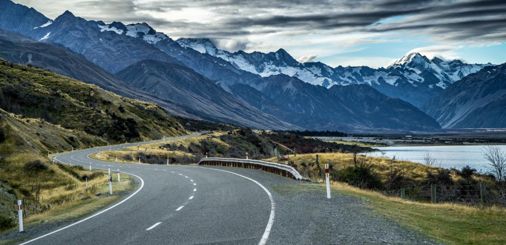 3 Day Queenstown to Christchurch with Overnight in Mt Cook & Lake Tekapo