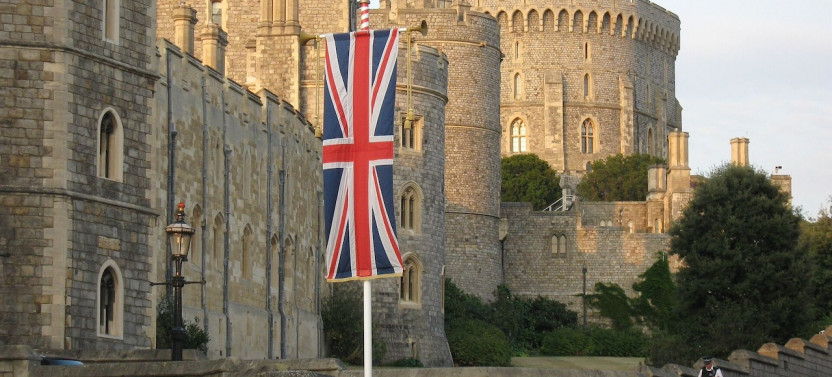 London & Heathrow To Southampton Via Windsor Castle