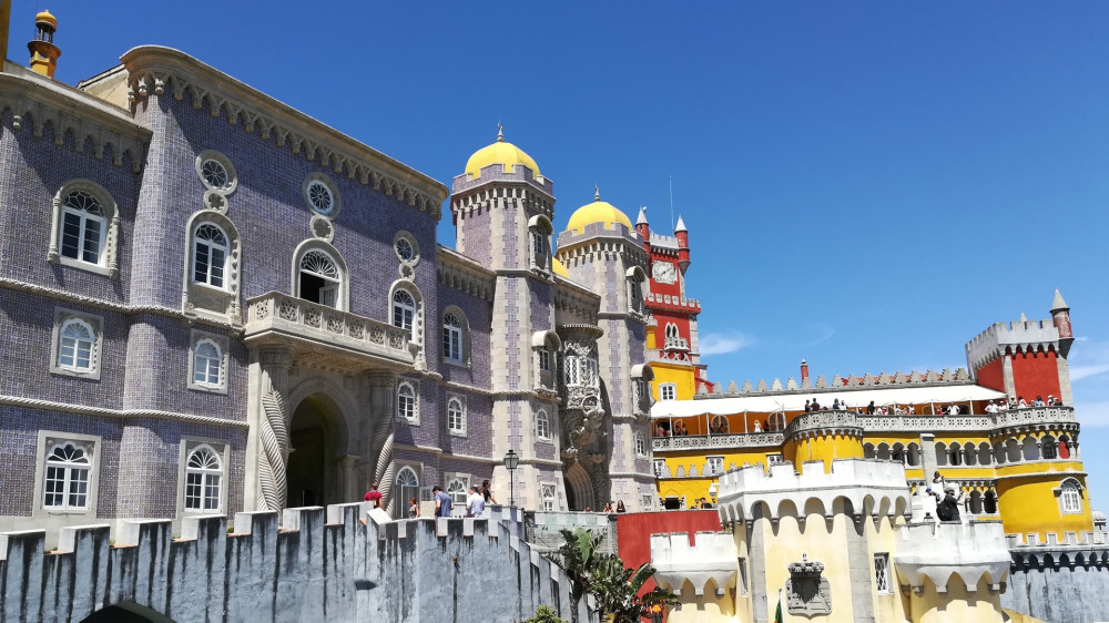 Small Group Tour- Sintra, Cabo da Roca & Cascais from Cascais