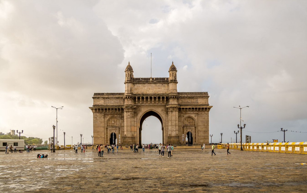 Exciting Mumbai with Relaxing Goa