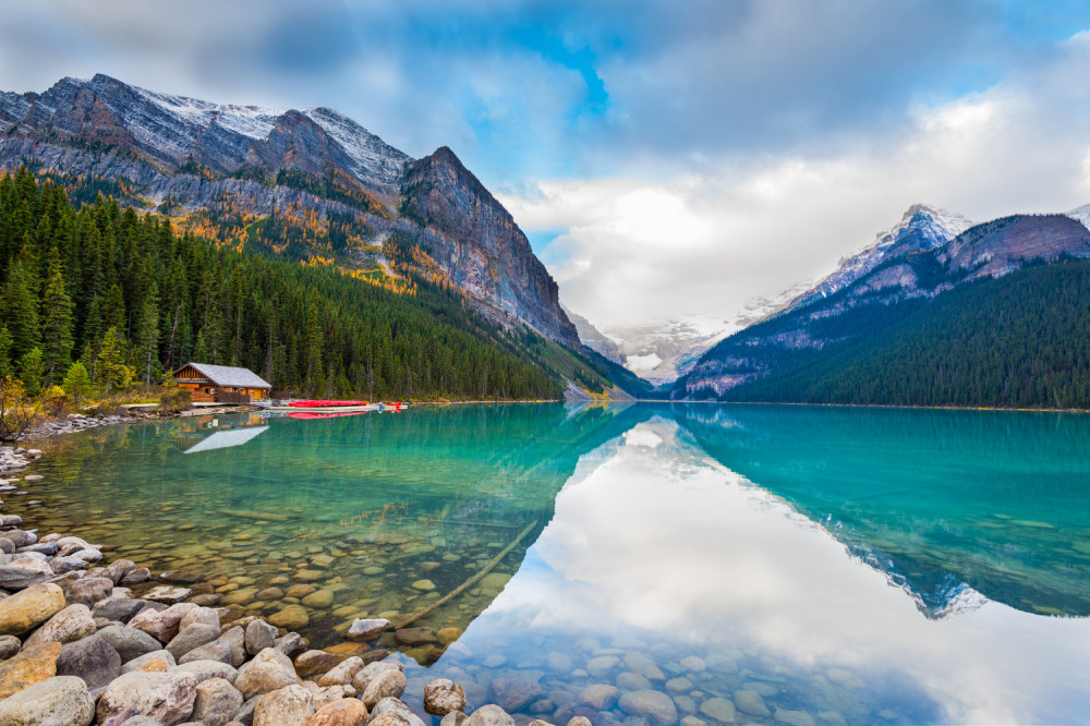 Lake Louise And Moraine Self-Guided Driving Audio Tour