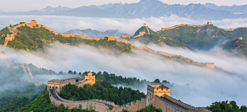 Jinshanling Private Tour with Night View of Simatai & Gubei Water Town