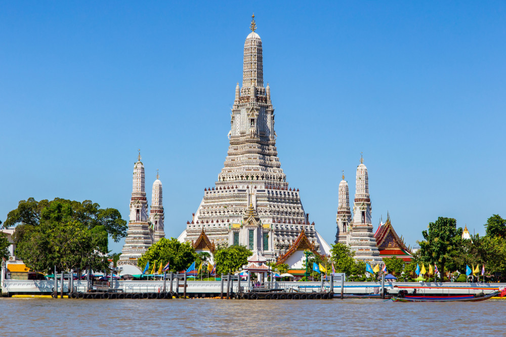 Bangkok's Wat Arun (Temple of Dawn) Self-Guided Walking Tour