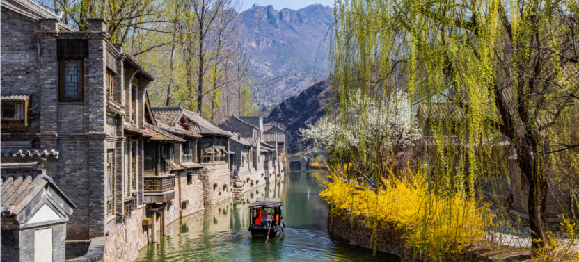Beijing Private Transfer to Gubei Watertown and Simatai Great Wall