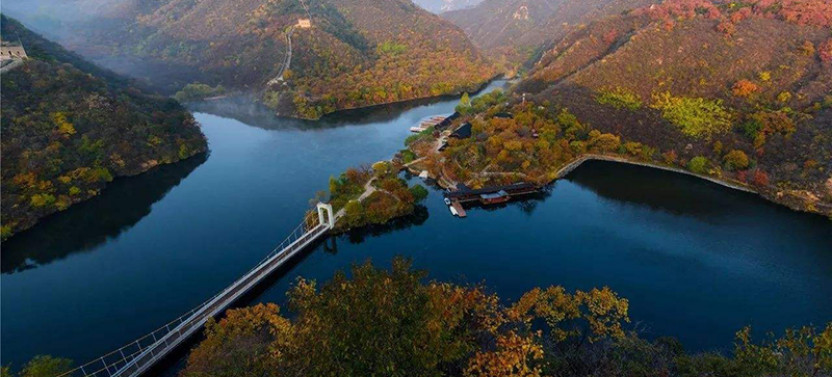 Beijing Private Transfer to Mutianyu & Huanghuacheng Waterside Great Wall