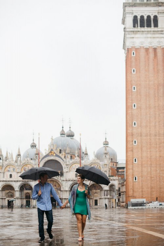 Private Photography Session with a Professional Photographer in Venice