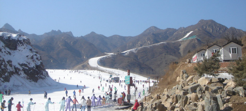 Beijing Private Tour to Huaibei Ski Resort and Mutianyu Great Wall + Lunch