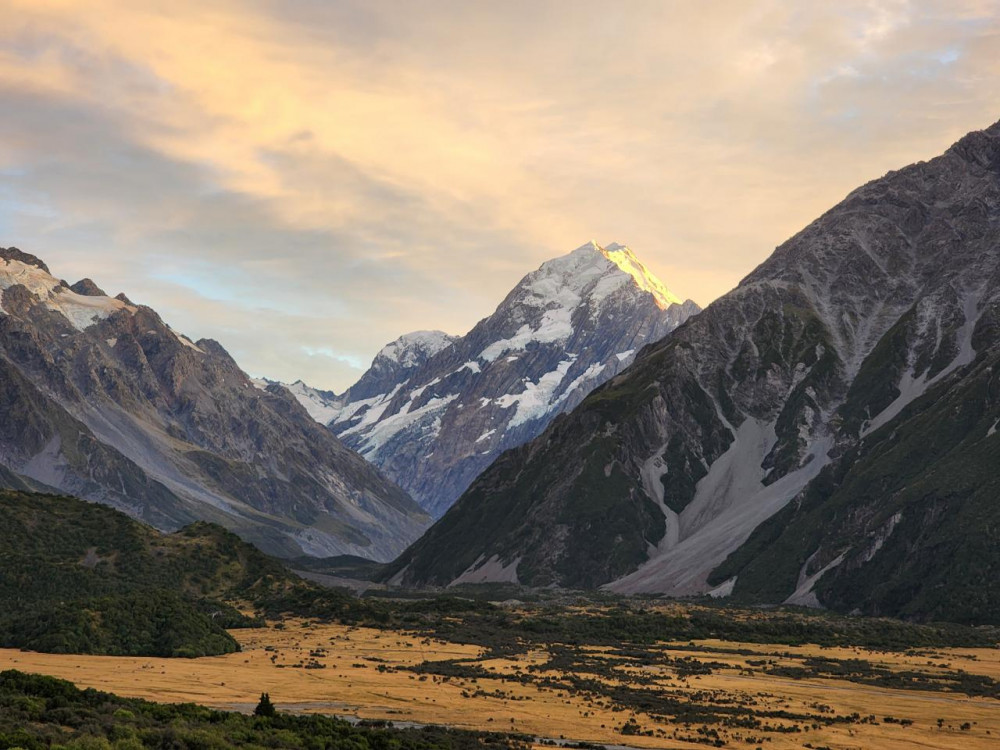 8 Day Christchurch - Christchurch Tour with TranzAlpine One Way Back