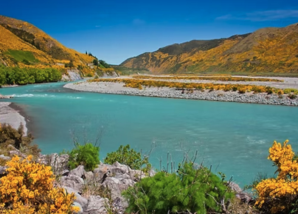 3 Day Christchurch - Queenstown Tour Via Akaroa & Mt Cook