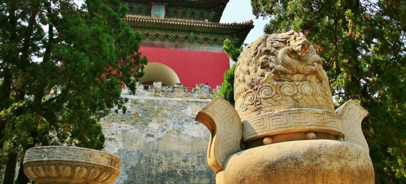 Private Day Tour to Longqing Gorge & Dingling at the Ming Tombs with Lunch
