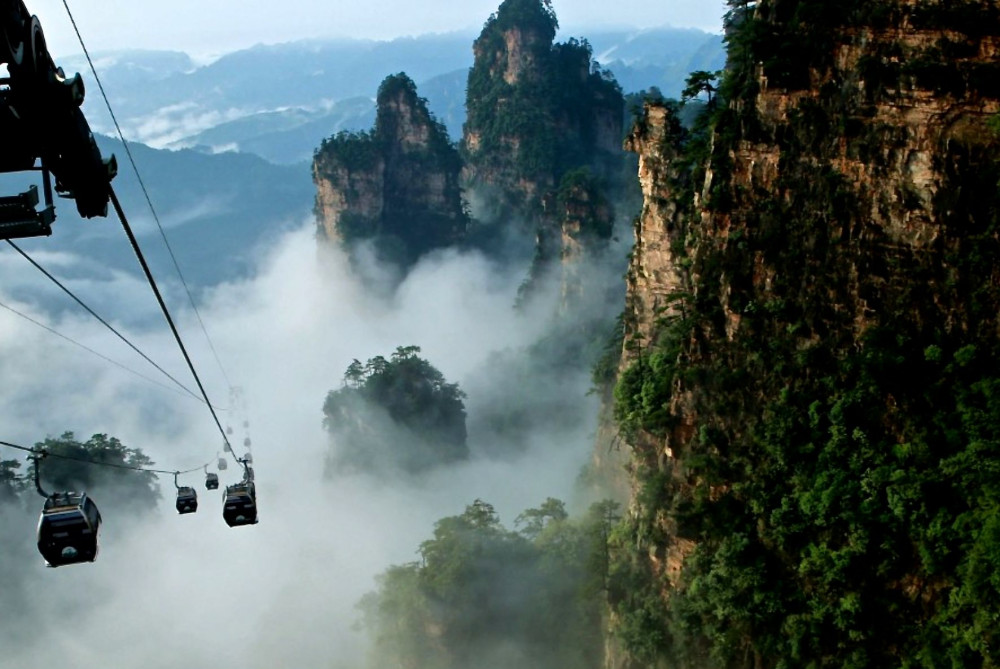 Zhangjiajie: 2-Day Highlights Tour w/Glass Bridge & Cable car