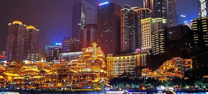 Chongqing City Private Night Tour with Hot Pot Dinner