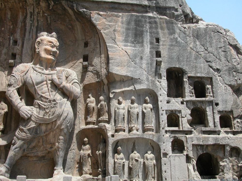 All Inclusive Private Day Tour to Shaolin Temple and Longmen Grottoes from Zhengzhou