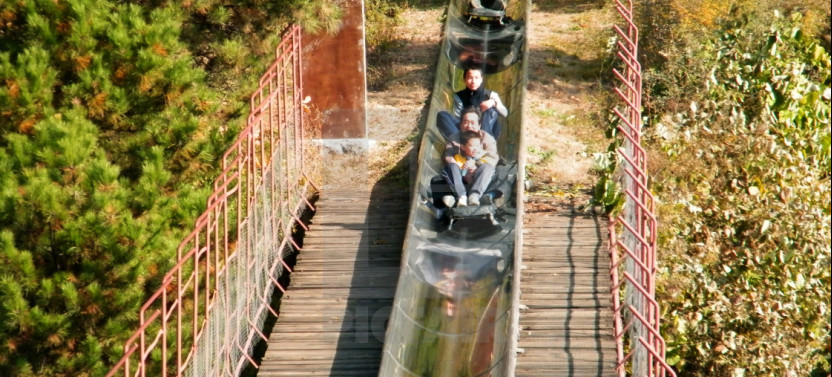 Small-Group Mutianyu Great Wall & Summer Palace Tour + Lunch