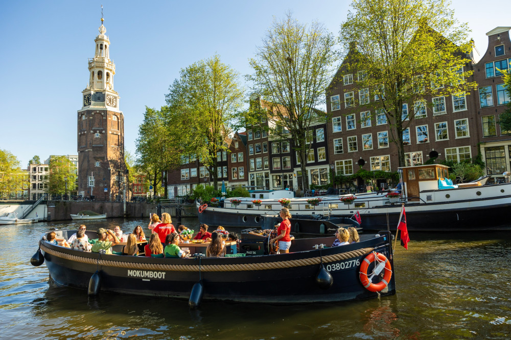 Luxury Open Boat Tour - Local Guide - Drinks Optional