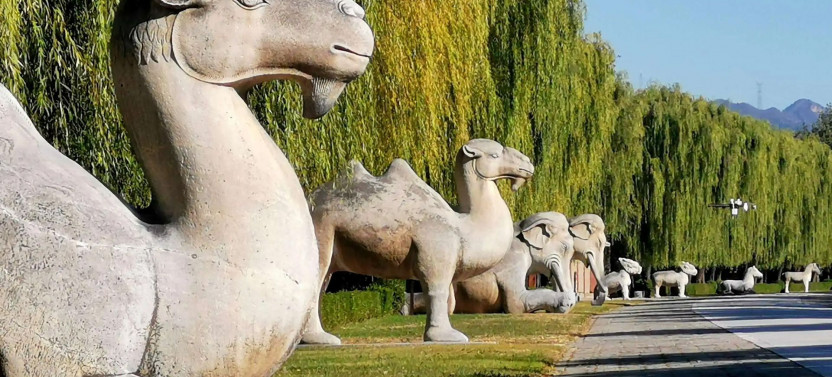Beijing Afternoon tour to Ming Tombs & Longqing Gorge Ice Lantern Festival