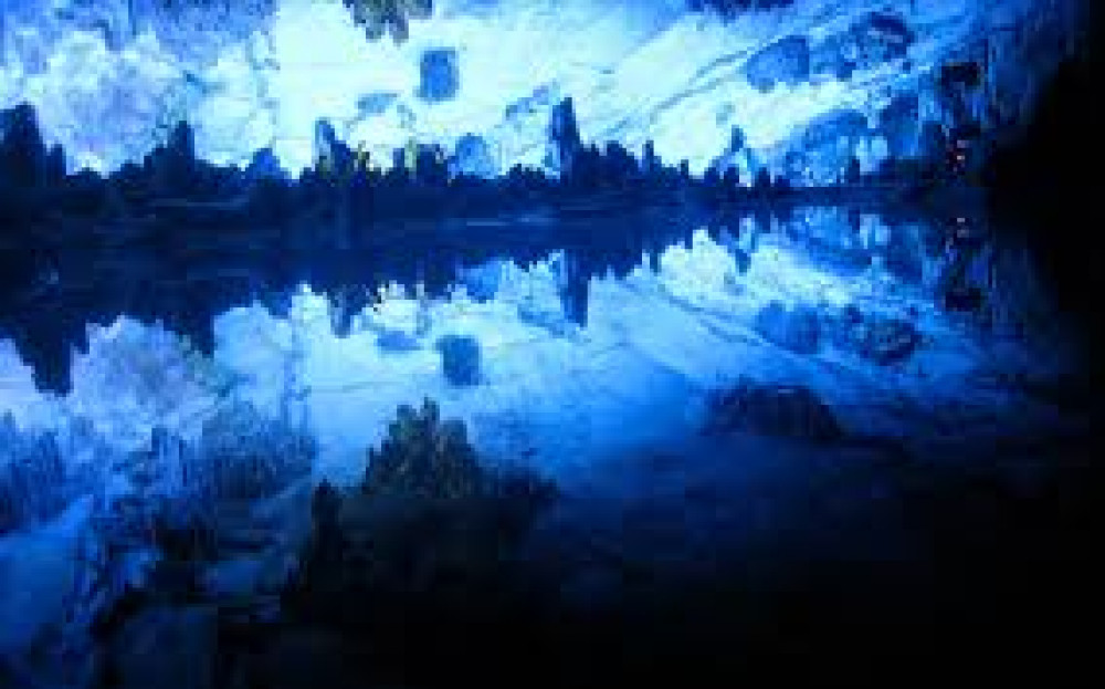 Guilin Private Tour to Reed Flute Cave, Elephant Trunk Hill, Daxu Old Town