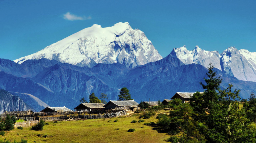 Lijiang Private Day Tour to Jade Dragon Snow Mountain, Impressions Show and More