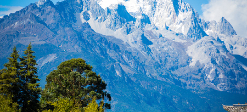 Lijiang Private Day Tour to Jade Dragon Snow Mountain, Impressions Show and More