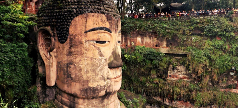 Chengdu Private Round Trip Transfer to Leshan Grand Buddha