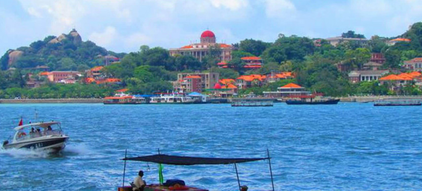 Xiamen: Private City Highlights Tour with Gulangyu Island
