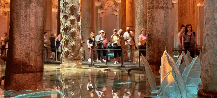 Highlights of Istanbul: Basilica Cistern- Blue Mosque - Grand Bazaar