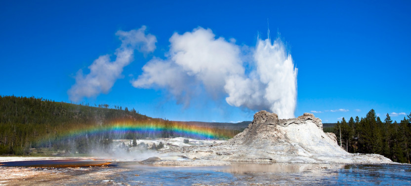 Old Faithful Self-Guided Walking Audio Tour