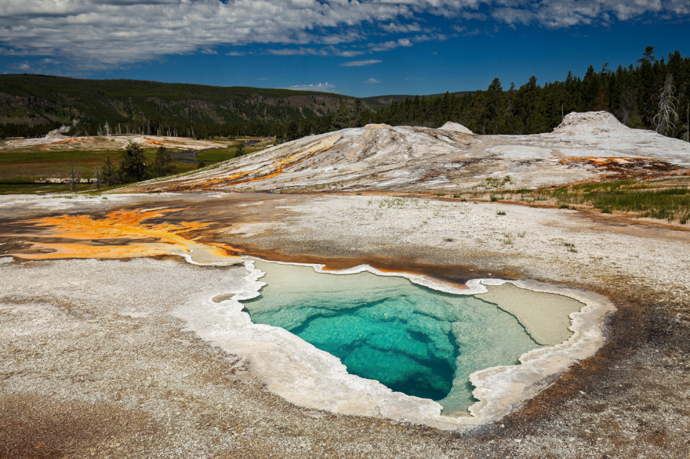 Old Faithful Self-Guided Walking Audio Tour