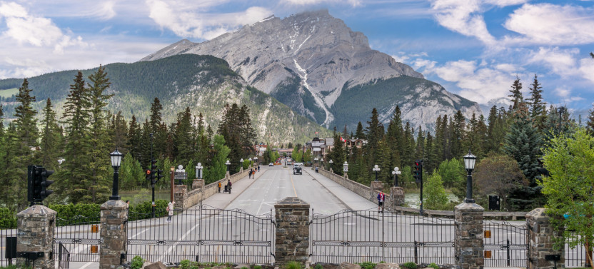 Banff Townsite Self-Guided Driving Tour - Explore the Canadian Rockies