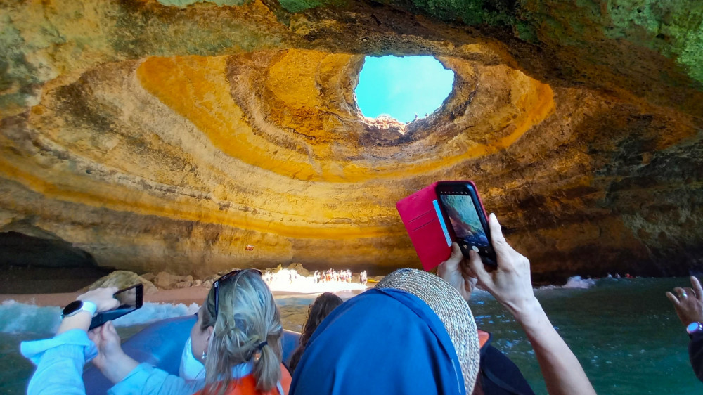 Algarve Coast Tour Including Boat Trip to the Caves and Coast