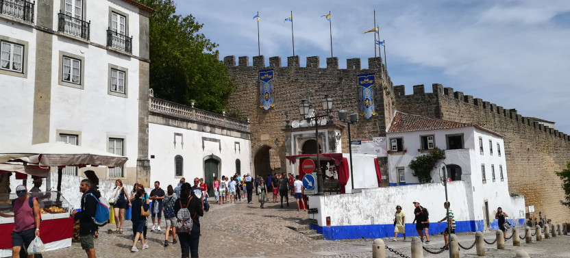Private Tour to Nazare Obidos and UNESCO Monastery of Alcobaça