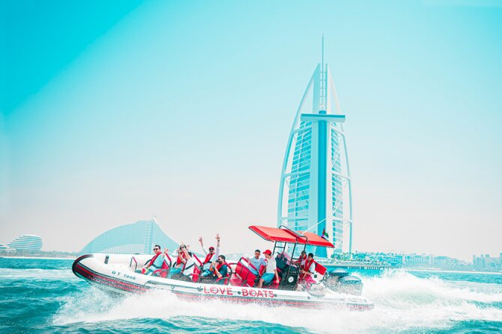 Dubai: Burj Al Arab & Palm Atlantis Speed Boat Tour for 90 Minutes