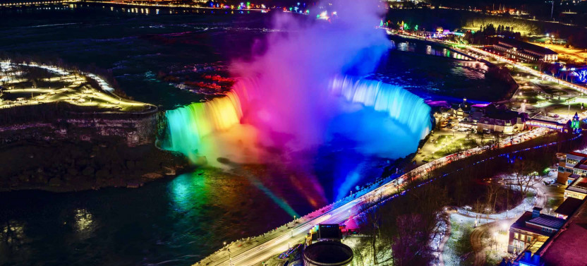 Toronto: Niagara Falls Day and Evening Tour