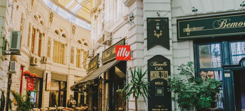 Bucharest: Hidden Old Town Tour - Join-In & Private Options