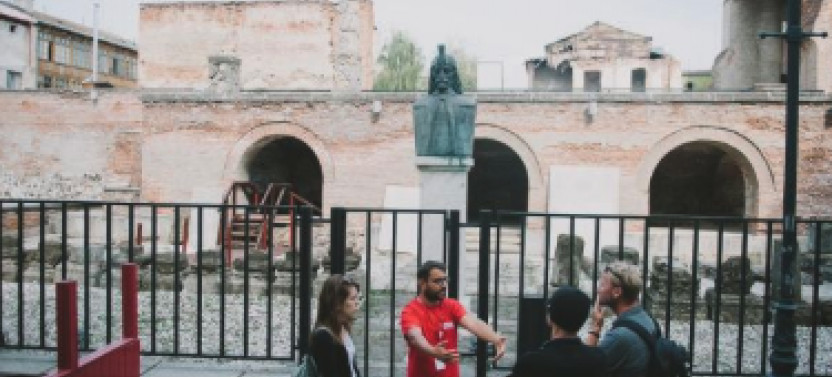 Bucharest: Hidden Old Town Tour - Join-In & Private Options