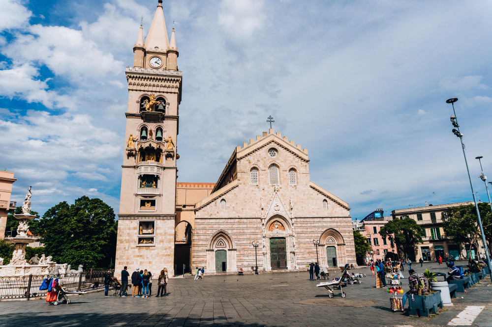 Messina Regional Museum with Historical City Center