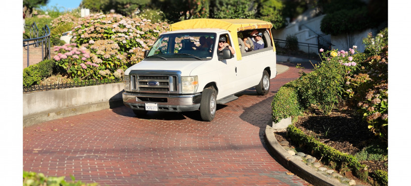 The Lombard Leap, Open Air Bus Tour, Alcatraz Ticket Included