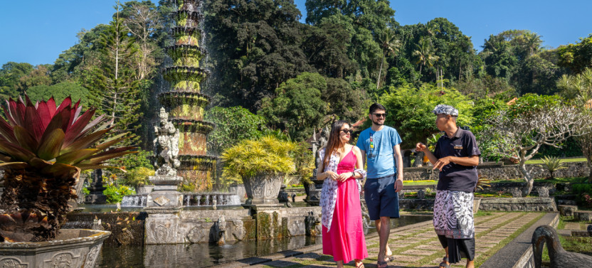 Private Bali Instagram and Beach Highlights Guided Tour