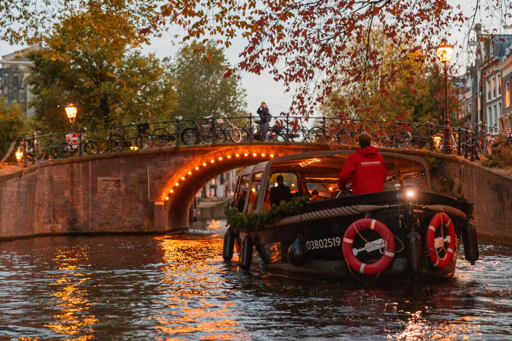 Evening Cruise Luxury Open Boat - Local Guide - Drinks Optional