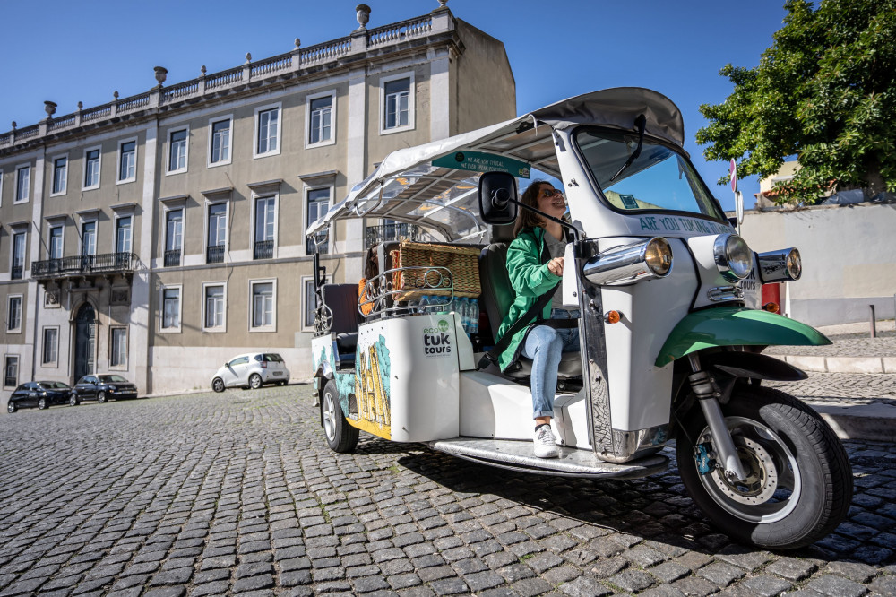 Shore Excursion - Tuk Tour