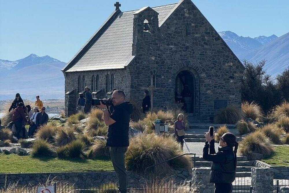 Queenstown To Christchurch One Way Tour Via Lake Tekapo & Mt Cook